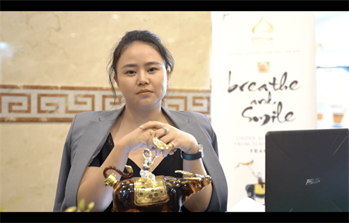 Ms. Hoang Anh Founder of M2B Group