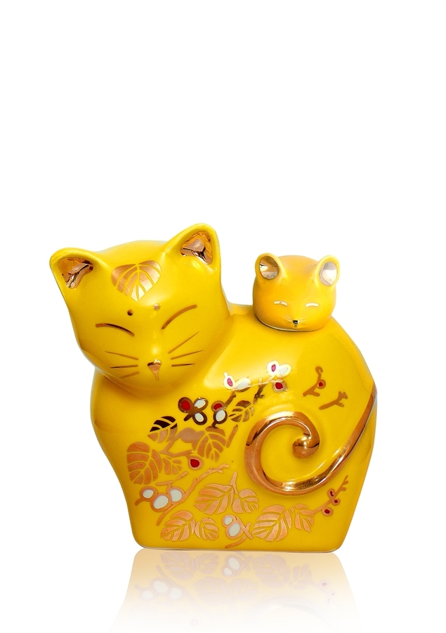 Mèo sứ Nhật màu vàng
