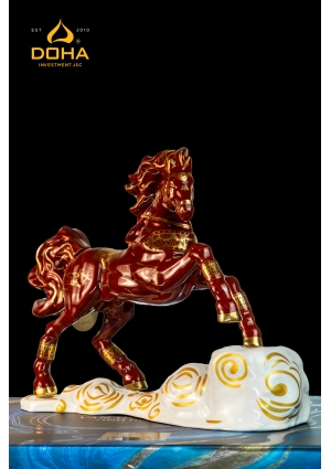 Ngựa sứ đỏ doc-15