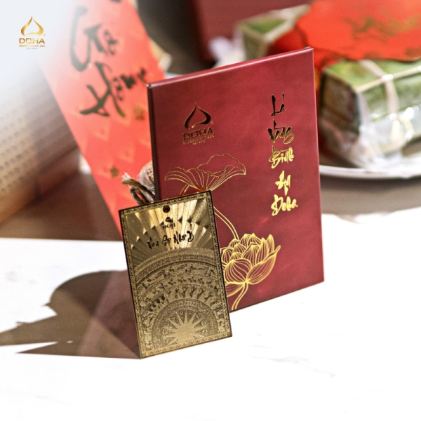 Gốm men hỏa biến & vàng 24K: Bí quyết kiến tạo quà Tết đẳng cấp dành riêng cho giới lãnh đạo