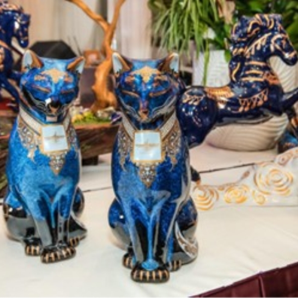 Mua rượu linh vật chính hãng DOHA ở đâu? Gợi ý quà biếu Tết sang trọng và ý nghĩa