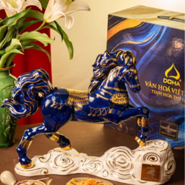 Rượu Linh Vật DOHA – Quà Tặng Gốm Sứ Cao Cấp Kết Hợp Truyền Thống & Hiện Đại